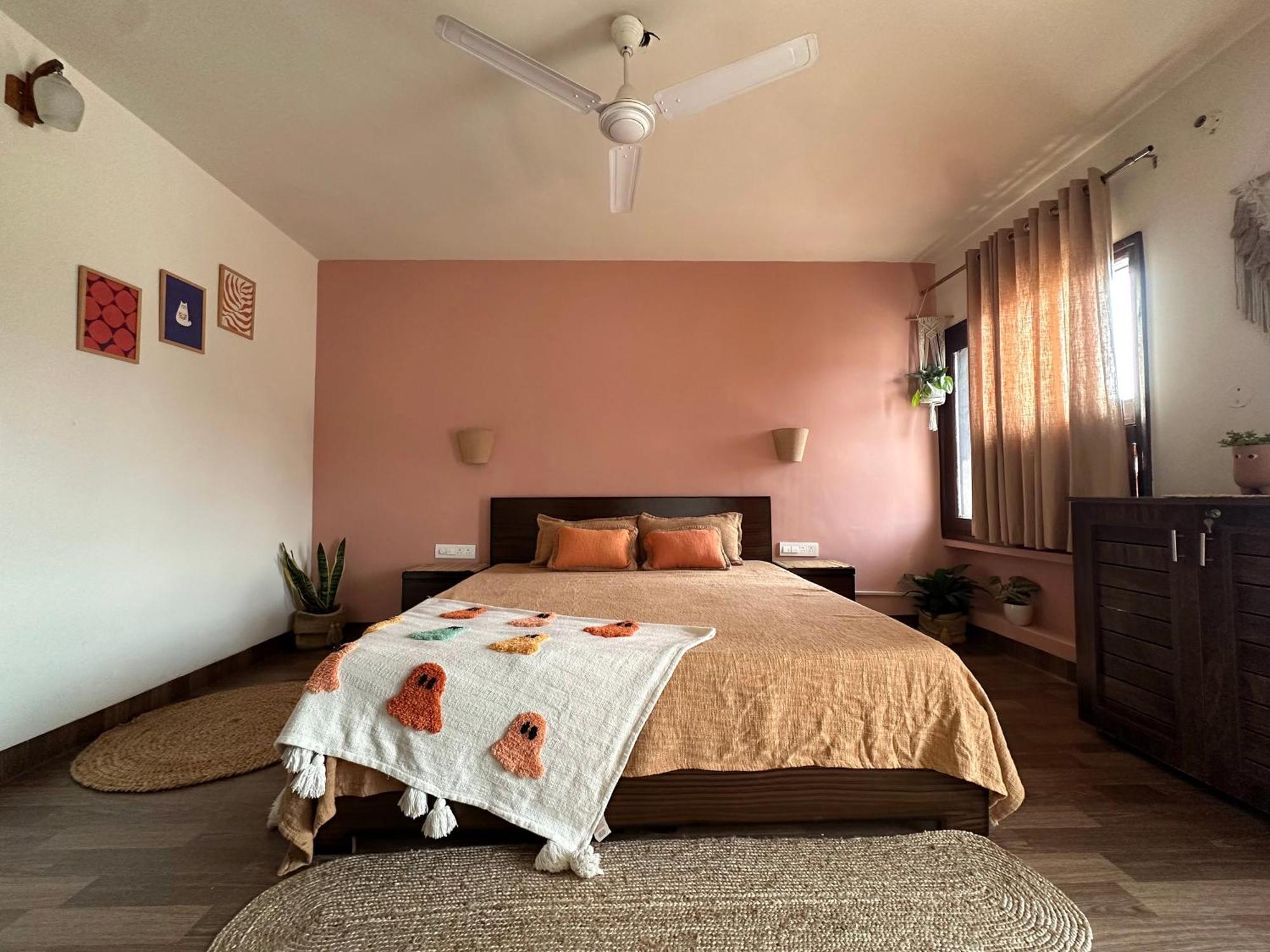 Netflix & Chill Apartment Chandigarh